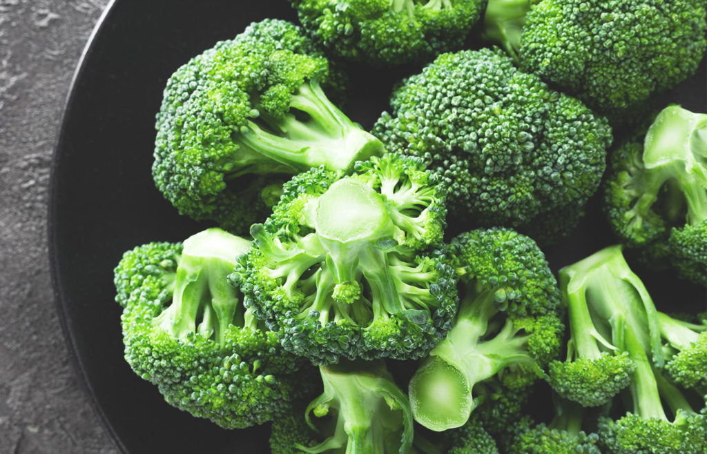 3 powerful benefits of broccoli & how to eat more of it